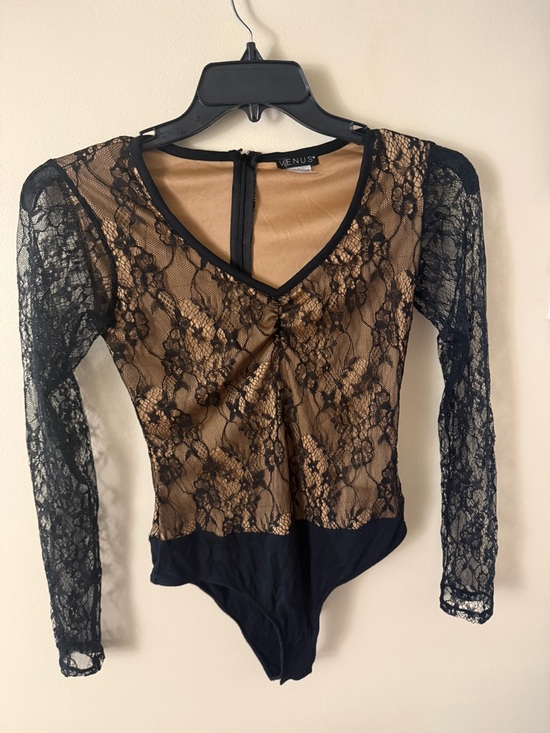 VENUS Tops - VENUS Black Lace Long Sleeve Bodysuit with Nude Lining